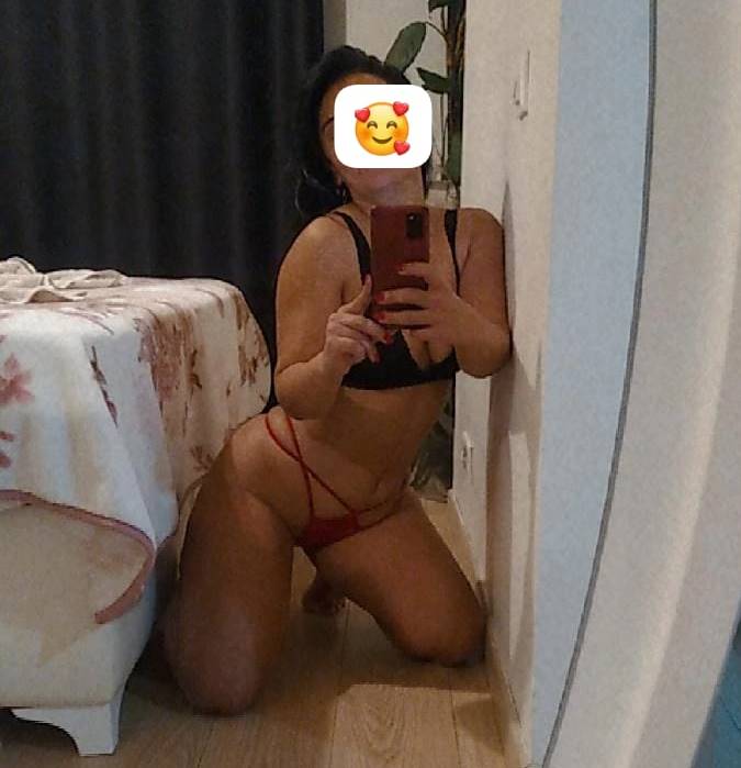 Beylikdüzü Escort Bayan Başakla Zevkin Doruklarında
